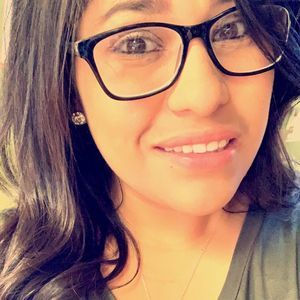 Meet your Posher, Cassandra